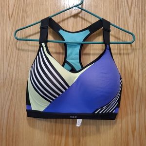 Victoria's Secret Sport 34DDD sports bra